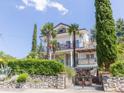 Malinska, Дом с пятью квартирами и открытым видом на море