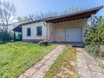 Malinska, Частный дом с просторным садом