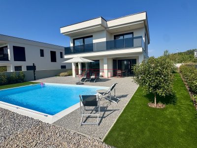 Krk, Новая эксклюзивная современная вилла с бассейном и видом на море
