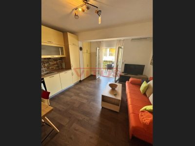 Njivice, Möblierte Einzimmerwohnung