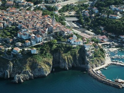 Vrbnik, Zemljište od 3183 m2